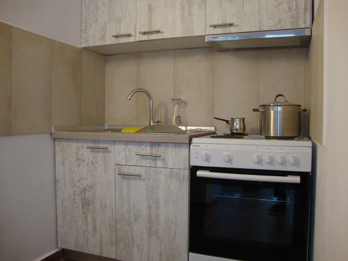 Maria Apartments Nea Karvali Exterior foto